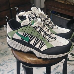 Nike Men's White, Green, and Black Sneakers